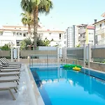 Peramis & Hotel 3*