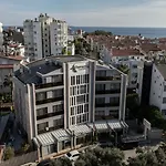 Hotel Peramis & 3*