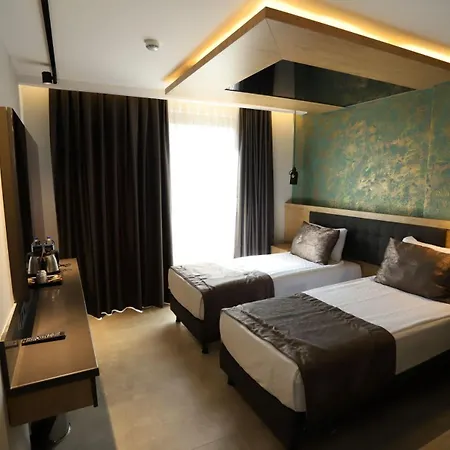 Peramis & Hotel 3*