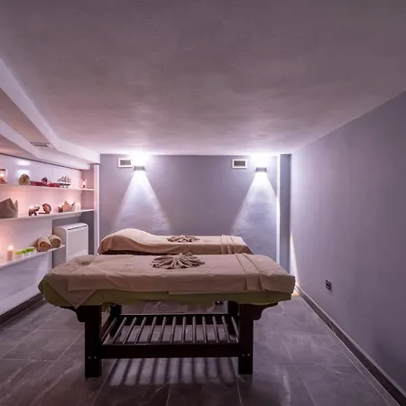 Peramis & Hotel
