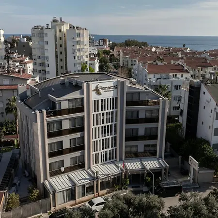 Hotel Peramis & 3*