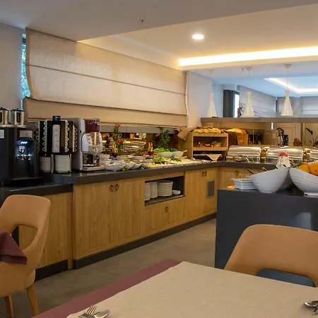 Hotel Peramis Hotel&spa 3*