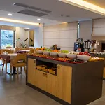 Peramis & Hotel